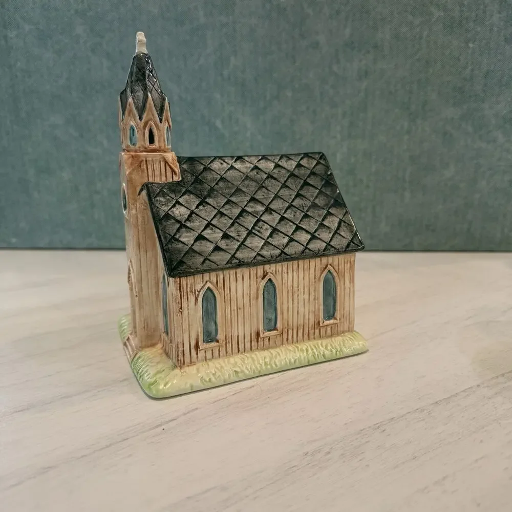 Vtg Porcelain Ceramic Little Brown Gothic Church Music Box Bank Roman EUC VIDEO‎